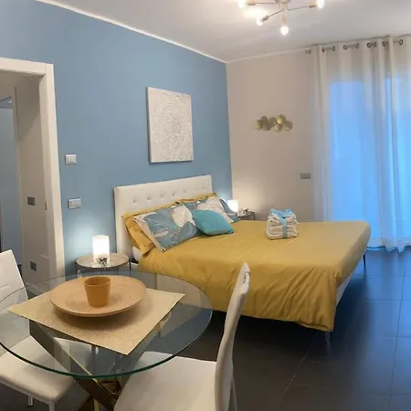 Bloom Apartment