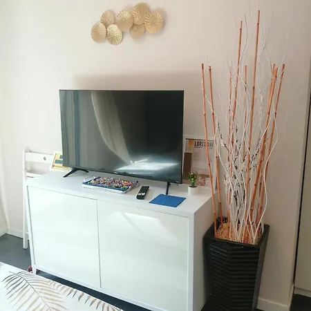 Bloom Apartment