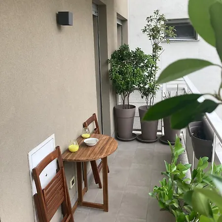 Apartment Bloom *